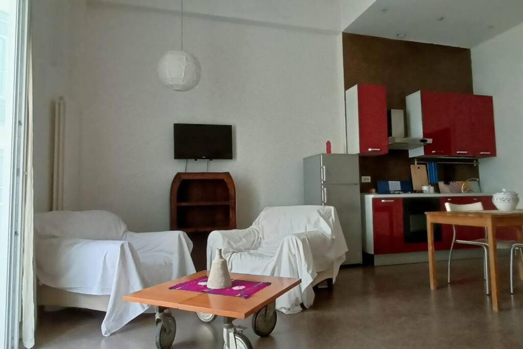 Appartamento - Casa Madre เนเปิลส์ ภายนอก รูปภาพ